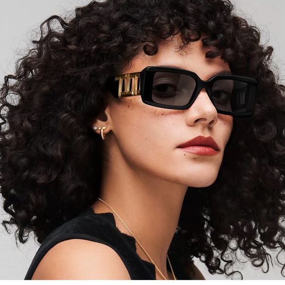 Tiffany & Co sunglasses - Picture 3 of 4